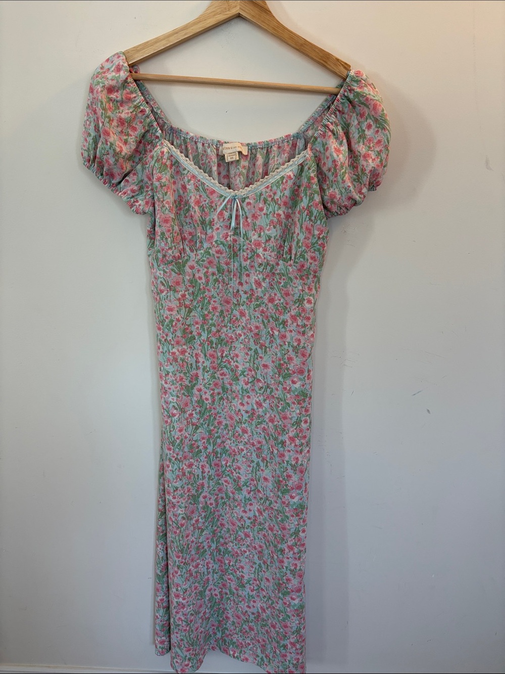 Floral Puff-Sleeve Maxi Dress in Pink, Blue and Green